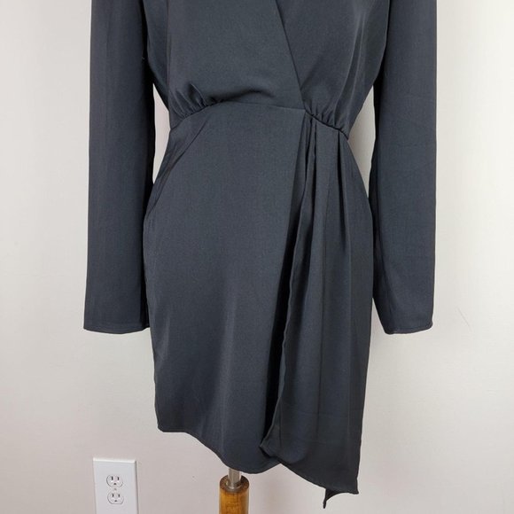 WAYF Black Drape Puff Long Sleeves V-Neck Dress M - Picture 5 of 11
